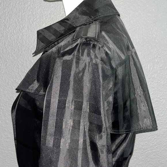 BURBERRY BRIT Classic Black on Black Plaid Trench Coat EUC - Like New size 8P - Picture 6 of 15